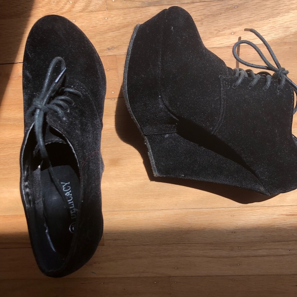Suede clothes toed booty wedges